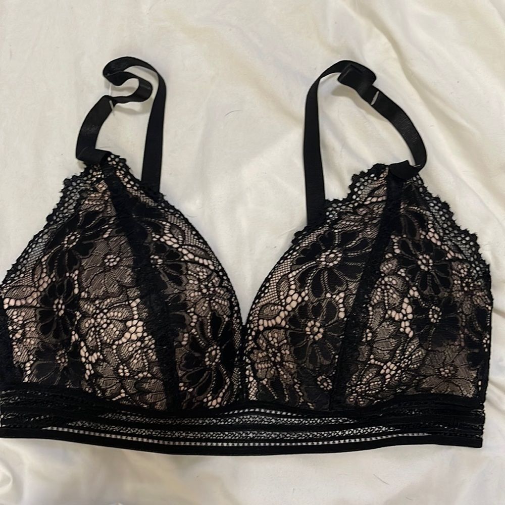 NWOT - hush intimates- 34B